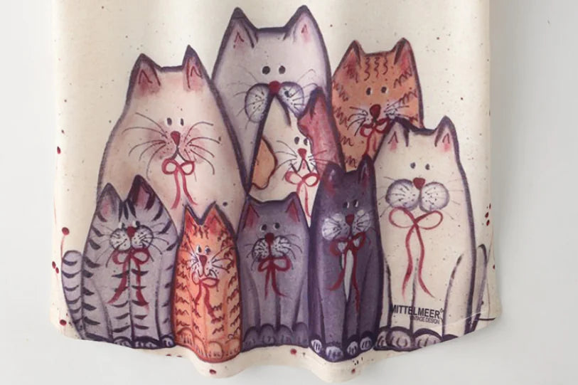 “Every Life Should Have Nine Cats” T-Shirt – Cute Cat Print Tee for Women (XS–6XL)